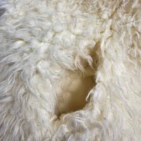 B Sweet faux fur vest - Picture 2 of 9